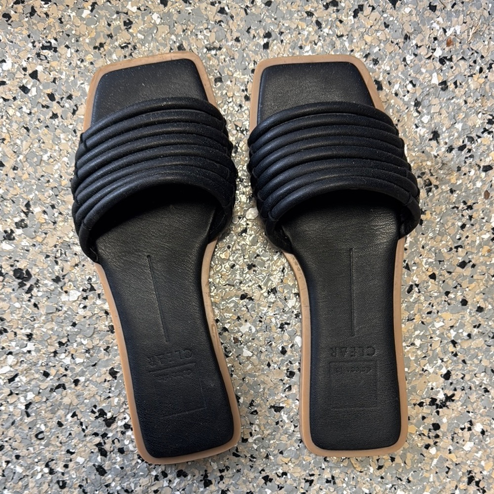 Dolce Vita Black and Tan Minimalist Slide Sandals